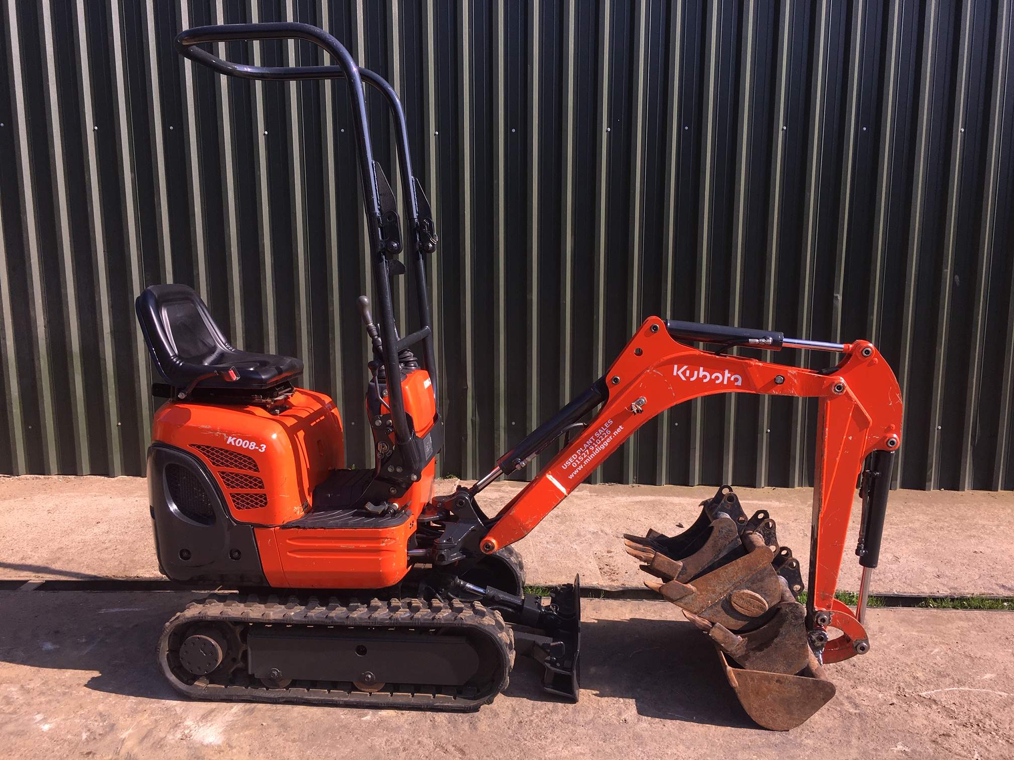 700kg Micro Mini Digger (0.75T)